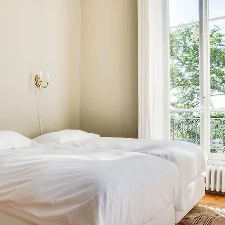 펜션 Chateau Sleeps 12 Pool Wifi La Pacaudière